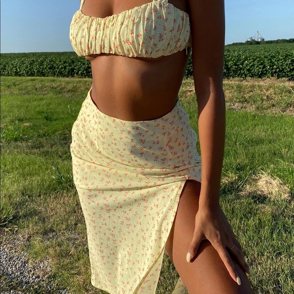 Princess Polly lily set